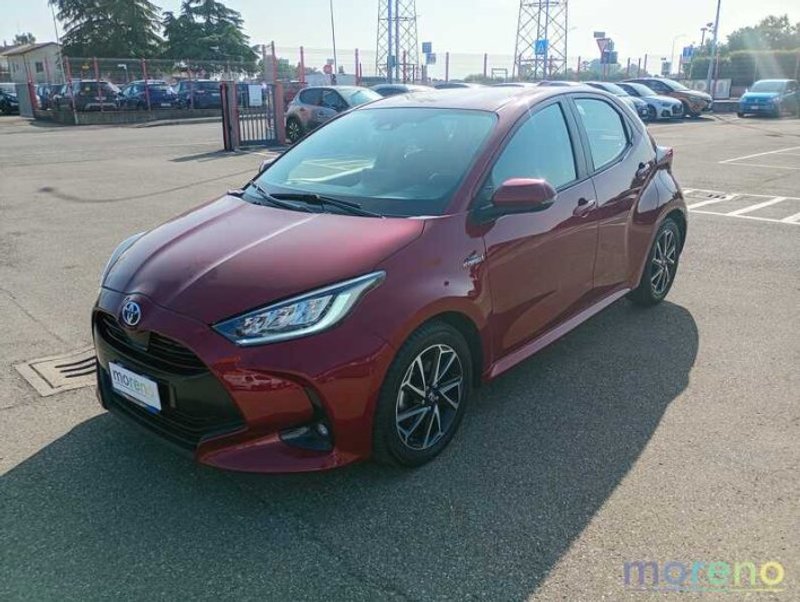 TOYOTA Yaris