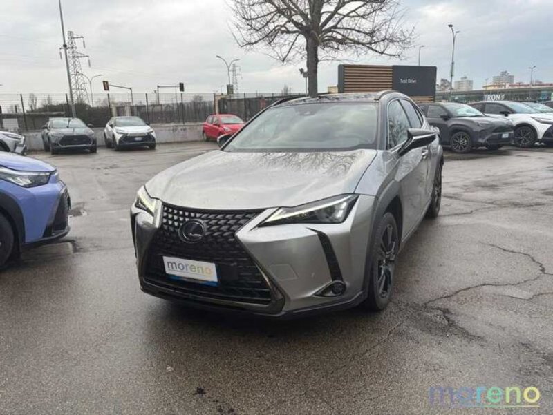 LEXUS UX