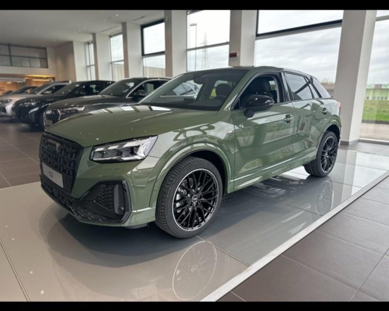 AUDI Q2