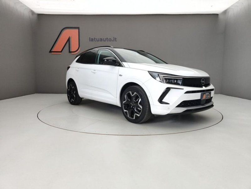 OPEL Grandland