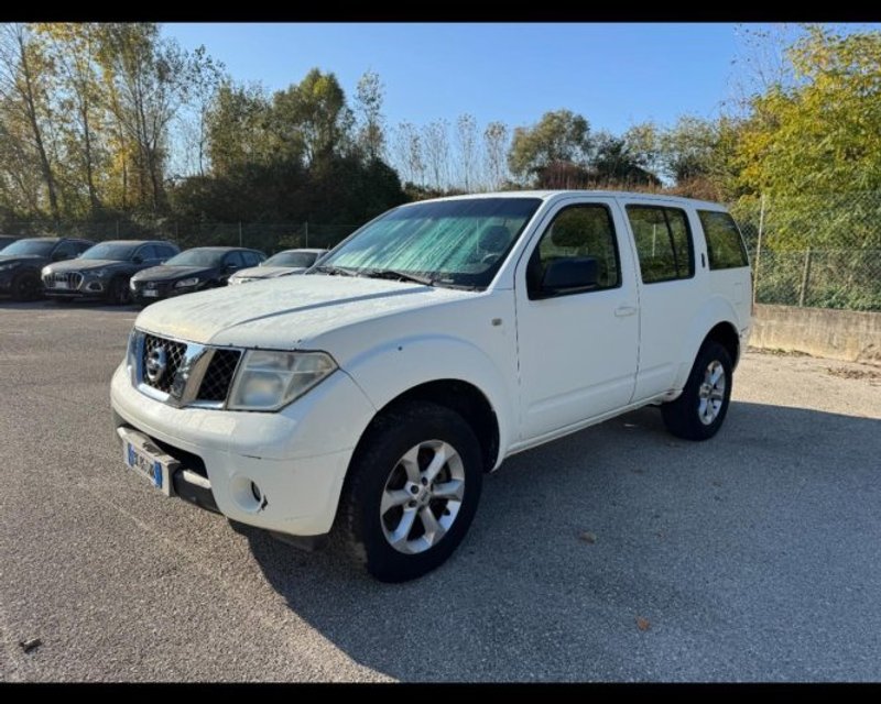 NISSAN Pathfinder