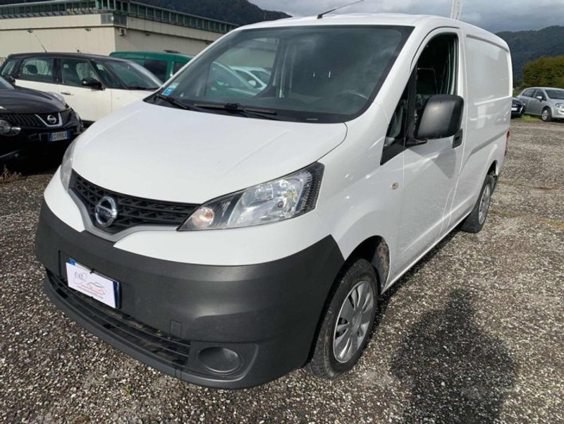 NISSAN NV200