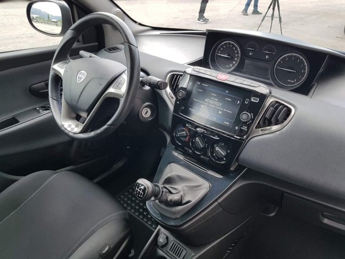 Younicar - 