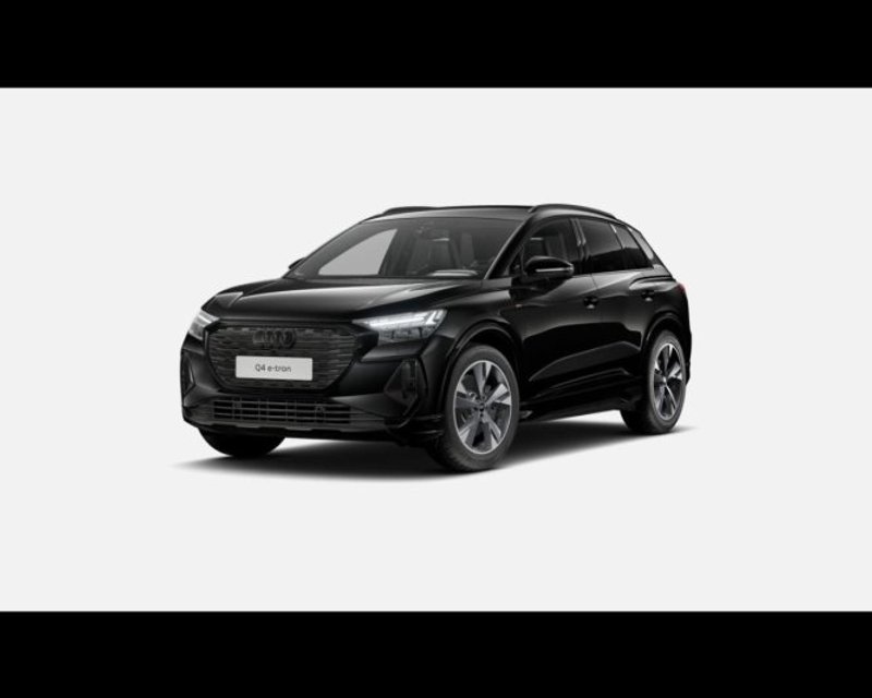 AUDI Q4