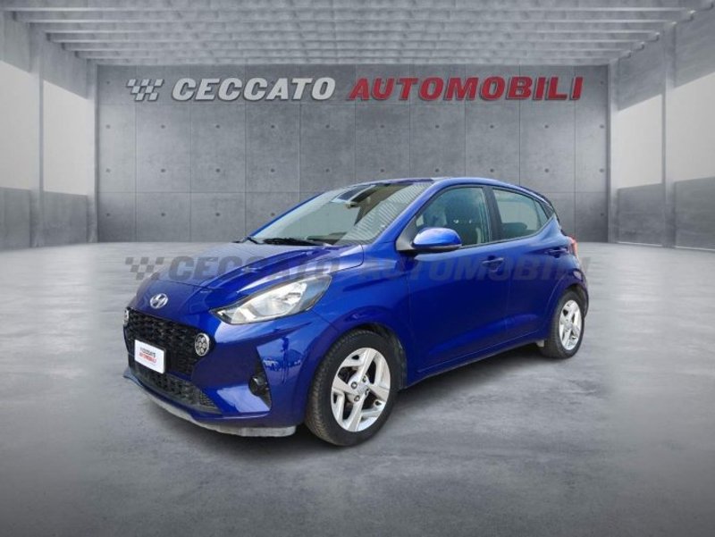 HYUNDAI i10