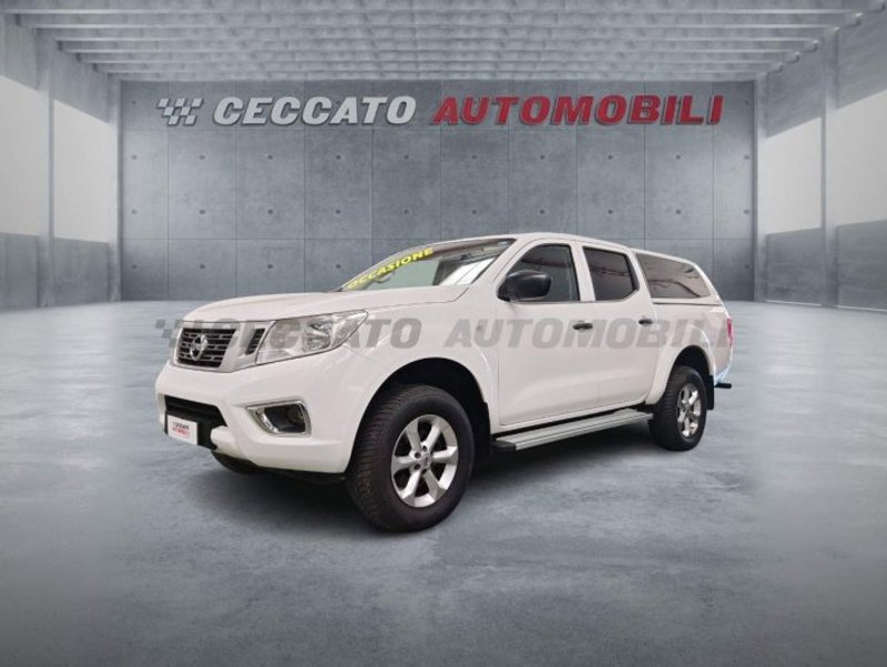 NISSAN Navara