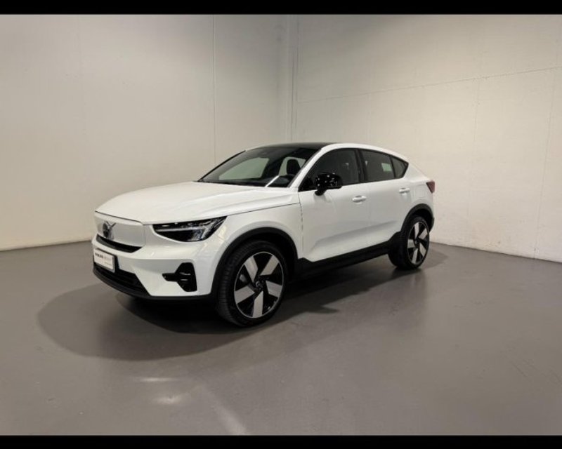 VOLVO C40