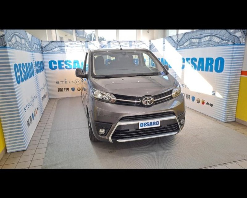 TOYOTA Proace  Verso