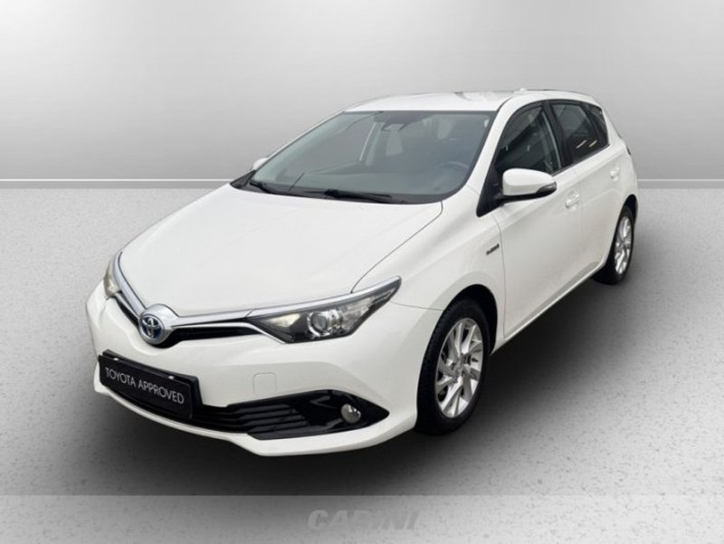 TOYOTA Auris